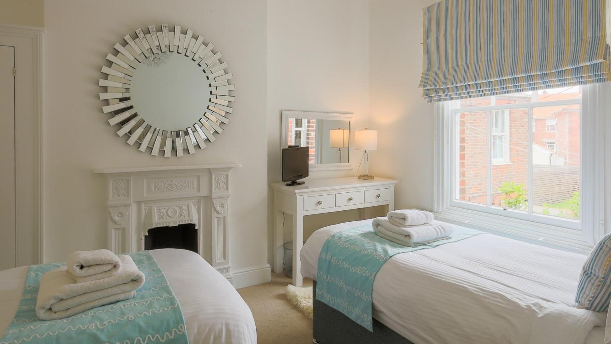Villa Northcliffe, Southwold Seafront Sleeps 14 Extérieur photo